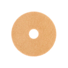 L'Arcora Superpad Beige di Arcora International GmbH è un pad per pavimenti circolare con foro centrale, ideale per la lucidatura a secco e la pulizia di manutenzione di pavimenti delicati fino a 400 giri/min, raffigurato su sfondo bianco.