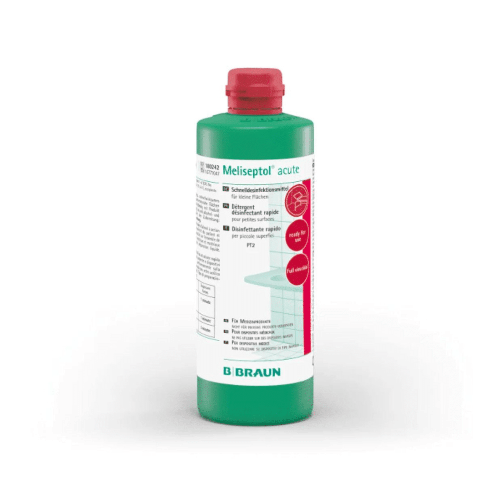 Una bottiglia di B. Braun Meliseptol® acute disinfezione delle superfici con tappo rosso ed etichetta verde. Il logo della B. Braun Deutschland GmbH & Co. KG è chiaramente visibile in basso. Sull'etichetta sono presenti testo e simboli che indicano le proprietà disinfettanti e la rapida efficacia su superfici resistenti all'alcol per un'azione virucida completa.