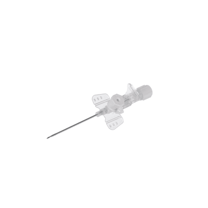 Una cannula di sicurezza Vasofix® Safety di B. Braun Deutschland GmbH & Co. KG è visibile su uno sfondo bianco semplice. Questa cannula medica trasparente in plastica ha una punta metallica affilata per interventi intravenosi e un'impugnatura cilindrica con ali laterali per una presa e un controllo migliori.