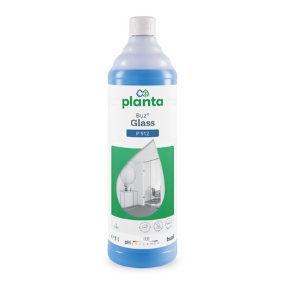 Una bottiglia blu di Buzil Planta Buz® Glass P 912 Detergente ecologico per vetri e superfici della BUZIL-WERK Wagner GmbH & Co. KG è progettata in verde-bianco. L'etichetta, che mostra una camera pulita in una goccia d'acqua, sottolinea la sua eco-compatibilità. Questo detergente da 1 litro con un intervallo di pH da 7,0 a 7,5 è certificato ecologico per una pulizia consapevole.