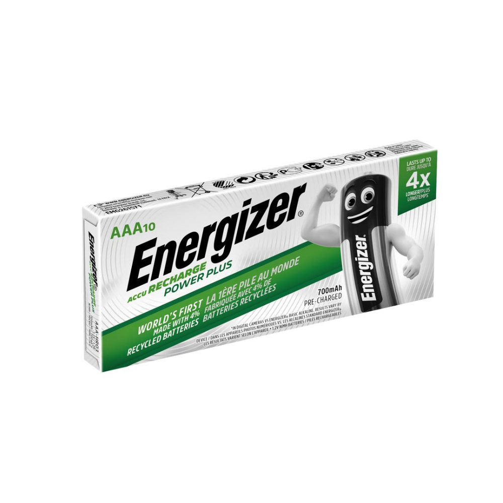 Una scatola di Energizer Power Plus AAA Micro LR03 700 mAh | Confezione (10 pezzi) della Energizer Deutschland GmbH con dieci batterie. La confezione enfatizza l'uso di batterie riciclate, una carica che dura 4 volte di più, capacità di 700 mAh e mostra una figura di batteria con braccia.