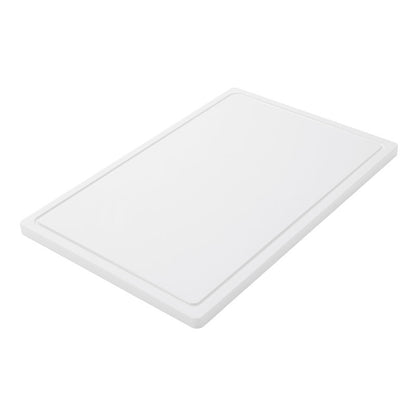 Il Haug Bürsten KG TAGLIERE GRANDE, PE, ANTISCIVOLO, 600X400X20MM è un grande tagliere rettangolare bianco con superficie antiscivolo e bordo rialzato, raffigurato inclinato su uno sfondo bianco - ideale per l'uso quotidiano in cucina.