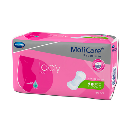 Questa immagine mostra una confezione di assorbenti Hartmann MoliCare® Premium lady pad. La confezione è rosa e grigia con testo bianco. Il prodotto della Paul Hartmann AG per lievi perdite urinarie è pubblicizzato come morbido e discreto, amico della pelle e contiene 14 pezzi. Sulla parte anteriore è visibile una piccola immagine di un assorbente.
