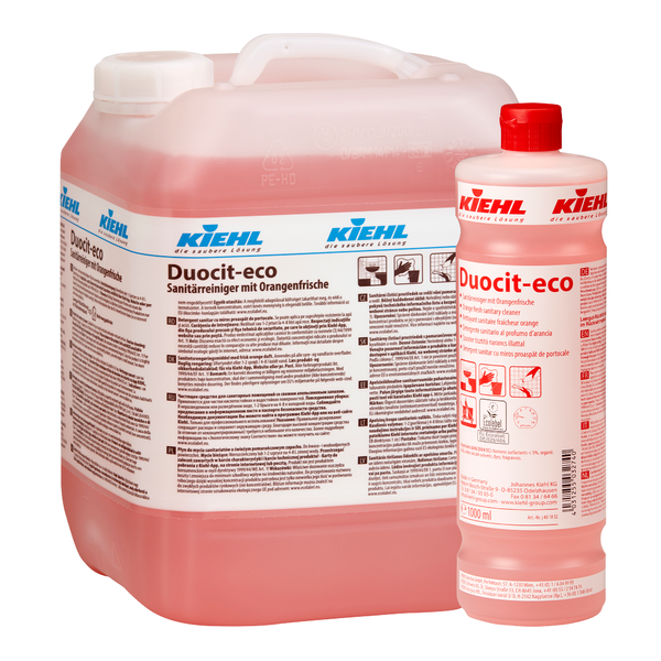 Due contenitori del detergente sanitario Kiehl Duocit-eco con freschezza d'arancia della Johannes Kiehl KG, uno grande e uno piccolo, sono riempiti con liquido rosso e hanno etichette bianche e tappi rossi - ideali per una pulizia ecologica.