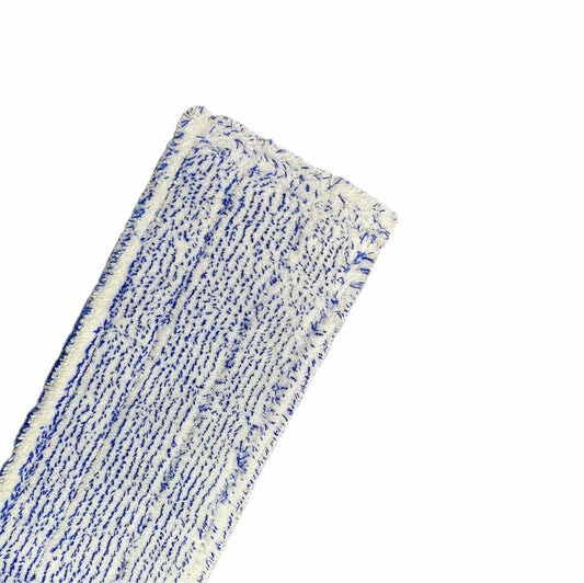 Der Arcora Excellent Blue-White Fc-Mopp Mit Farbcodierung Ohne Deckblatt von Arcora International GmbH ist ein rechteckiger, weißer Mikrofasermopp mit blauen Streifen und strukturierter Oberfläche, abgebildet auf einem einfarbig weißen Hintergrund.