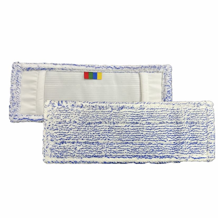 Due tamponi rettangolari Arcora Excellent Blue-White Fc-Mopp con fibre blu e bianche - uno con superficie di pulizia strutturata, l'altro con anelli di tessuto e codifica colore. Compatibile con i sistemi di Arcora International GmbH.