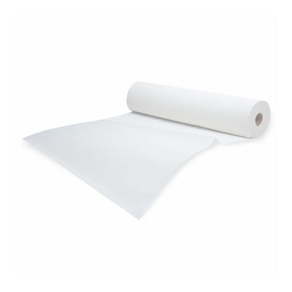 Un rotolo di Meditrade Rollicel® Copertura per lettini con la sua superficie bianca impeccabile e il nucleo cavo è parzialmente srotolato su uno sfondo bianco e mostra la levigatezza di questo prodotto di 50 cm x 50 m della Meditrade GmbH.