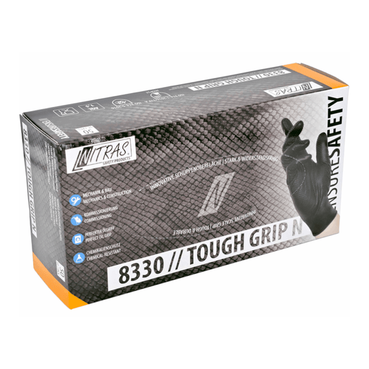 Confezione di guanti di sicurezza in nitrile con la scritta «NITRAS TOUGH GRIP N» della AS Arbeitsschutz GmbH. La confezione contiene guanti in nitrile di colore nero dotati di un’innovativa «superficie a squame» che garantisce una presa strutturata e riporta simboli che indicano la resistenza ai rischi meccanici e chimici.