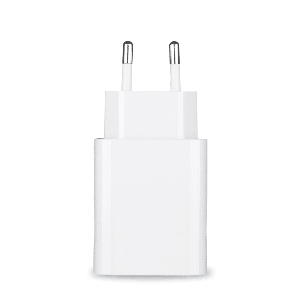L'alimentatore e la custodia protettiva per l'alimentatore del Pluslife Mini Dock sono un elegante adattatore europeo bianco con due perni metallici, ideale per alimentare dispositivi elettronici. È presentato in posizione verticale su uno sfondo bianco semplice, che ne sottolinea il design elegante e minimalista.