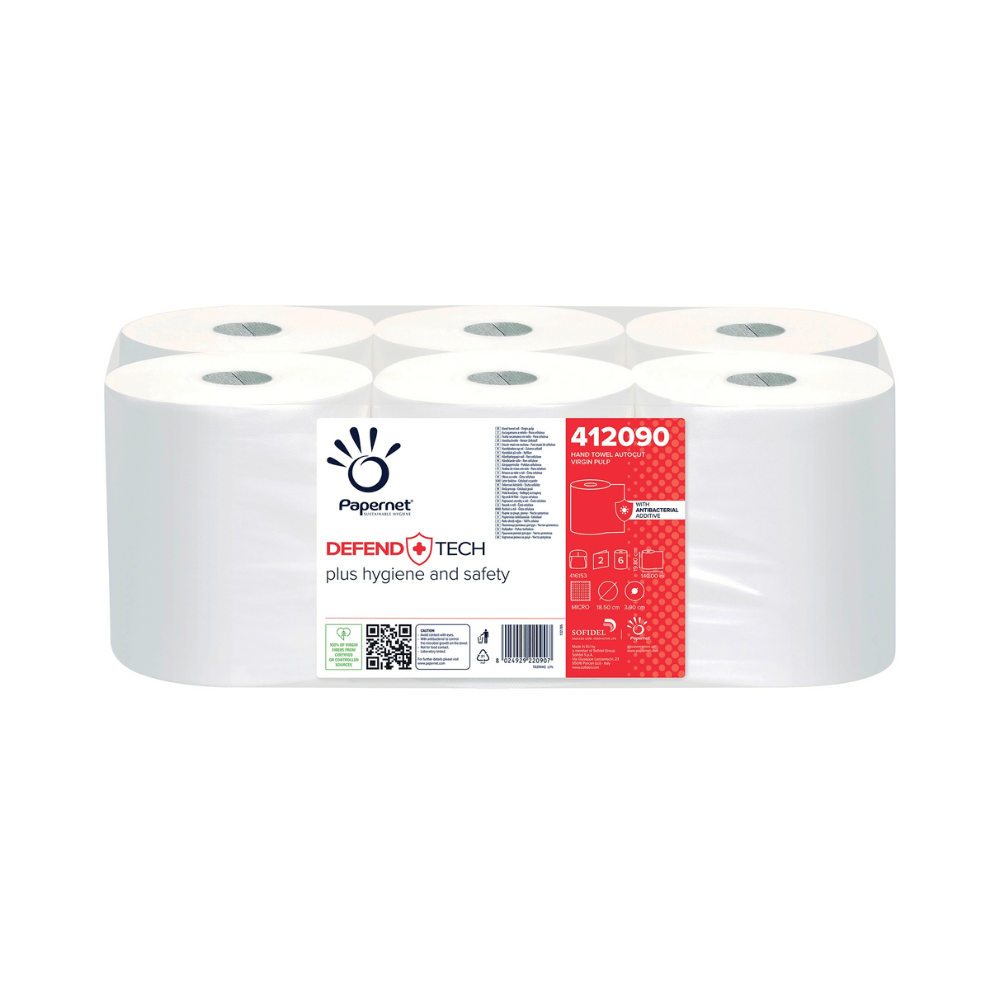 Un pacco da sei Papernet di rotoli di asciugamani Autocut con le dimensioni di 140 metri x 19,8 cm è confezionato in pellicola trasparente. Sull'etichetta è scritto "Sofidel Germany GmbH" e il codice prodotto 412090. I codici QR antibatterici e i simboli di sicurezza sulla confezione garantiscono la massima igiene.