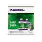 Il Plagron Easy Pack Natural di Bertels B.V. contiene tre bottiglie con etichette verdi e viola per "Alga Grow" e "Alga Bloom" oltre a un piccolo misurino. Utilizza fertilizzanti organici di base garantendo così una nutrizione precisa delle piante in un imballaggio compatto.