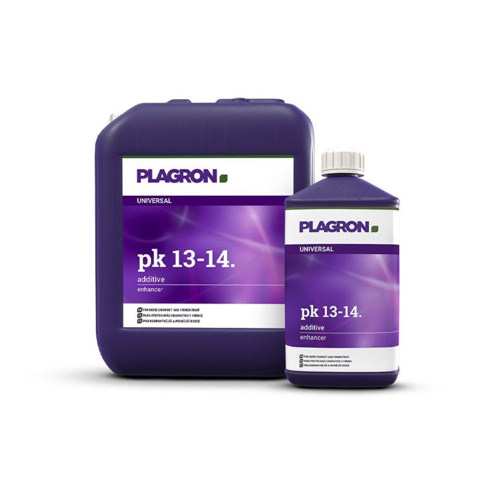 Nella foto ci sono due contenitori Bertels B.V. Plagron PK 13-14 – per frutti più solidi e duri, entrambi in viola scuro con etichette bianche e viola con marchio, nome del prodotto e istruzioni per l'uso.