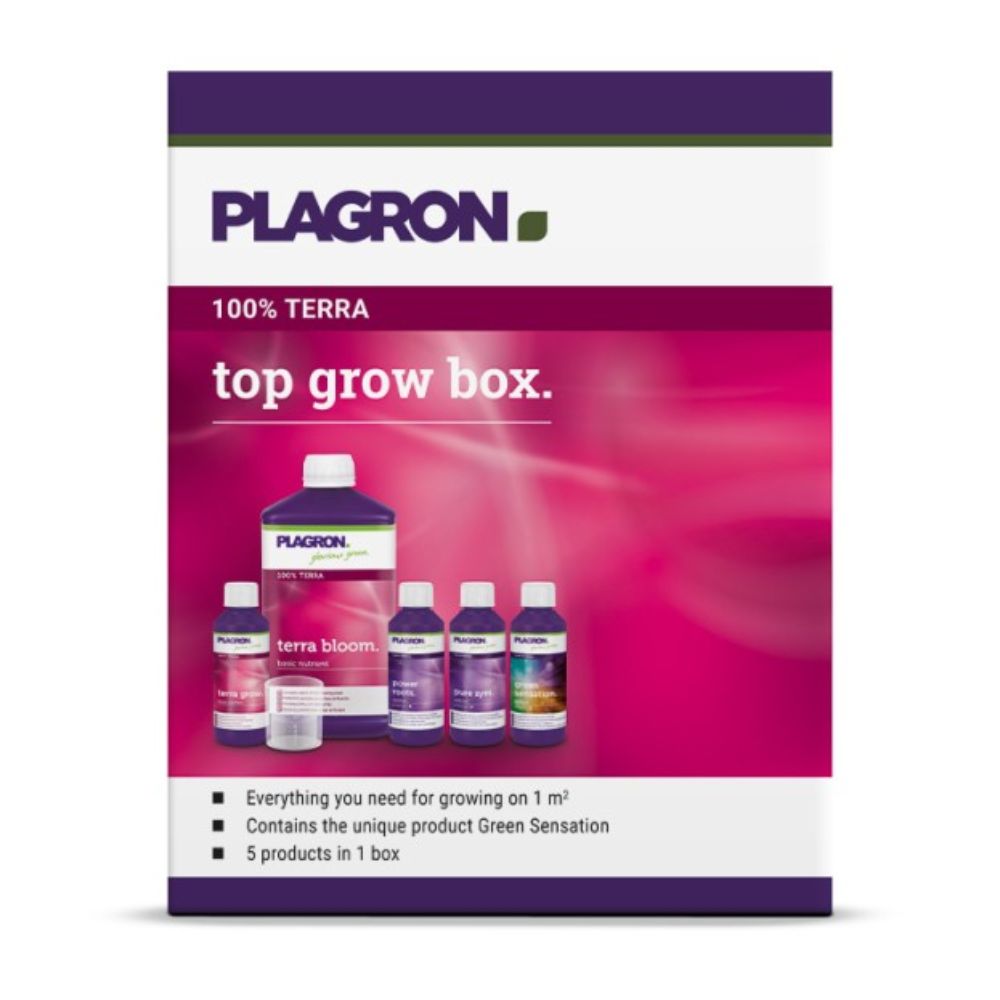 La „Plagron Top Grow Box 100% Terra - Kit di coltivazione per terra | 1 pezzo“ di Bertels B.V. contiene flaconi come „Terra Bloom“ e „Terra Grow“. La scatola è progettata in viola e rosa e presenta un testo che descrive le sue caratteristiche e il suo contenuto.