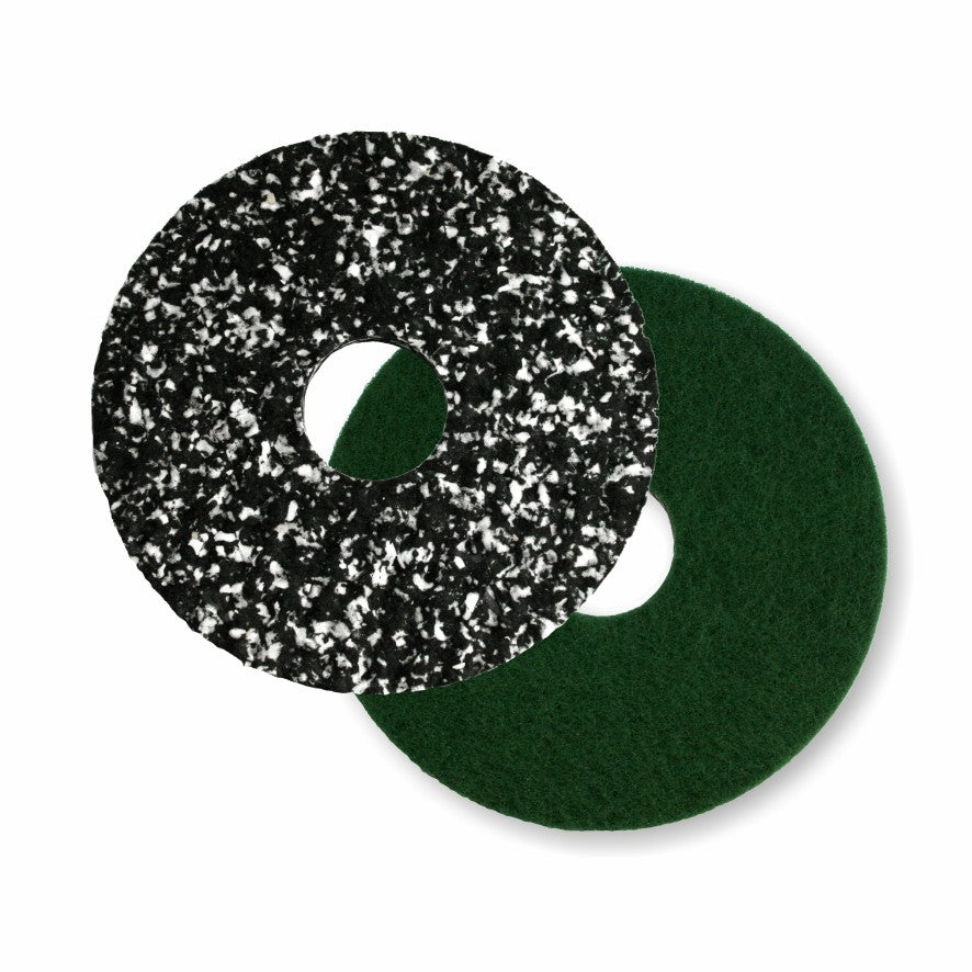 Due tamponi rotondi della Arcora International GmbH, tra cui l'Arcora Pu-Pad Orbital 17" con retro speciale verde (confezione da 5), sono raffigurati sovrapposti - un tampone nero con spruzzi bianchi e un tampone verde monocolore su sfondo bianco.