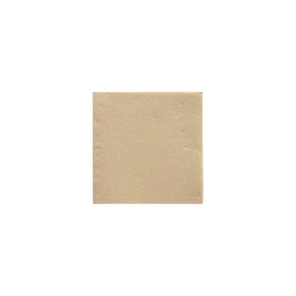 Un semplice tovagliolo di carta beige della "DAILY Collection" PAPSTAR nel formato 24 cm x 24 cm, ideale per una decorazione da tavola sostenibile, è centrato su uno sfondo bianco.