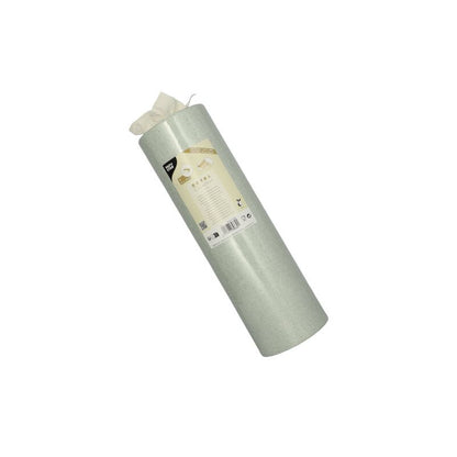 Questo runner da tavolo arrotolato in verde chiaro fa parte della collezione ROYAL della PAPSTAR GmbH. È dotato di un'etichetta e si trova in piedi su uno sfondo bianco. È realizzato in un PV-Tissue Mix e combina durata e stile per le tue esigenze.