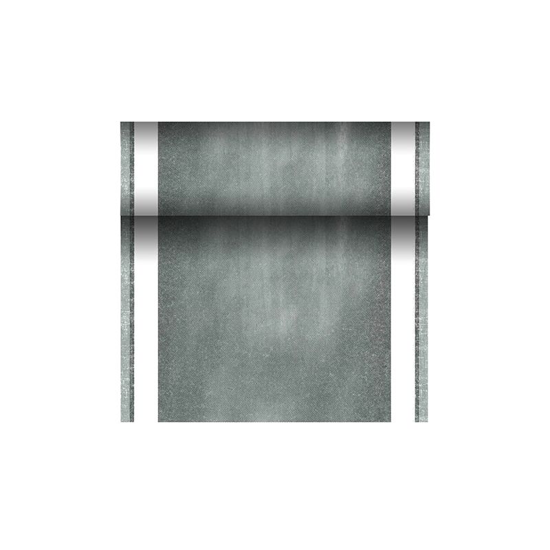 Un rotolo di runner da tavola simile a tessuto verde della PAPSTAR Tischläufer PV-Tissue Mix "ROYAL Collection" con bordi bianchi puliti è parzialmente srotolato su uno sfondo bianco semplice. Questo prodotto, realizzato da PAPSTAR GmbH, presenta un aspetto leggermente invecchiato grazie alla sua composizione unica di cellulosa-viscosa-tessuto mix.