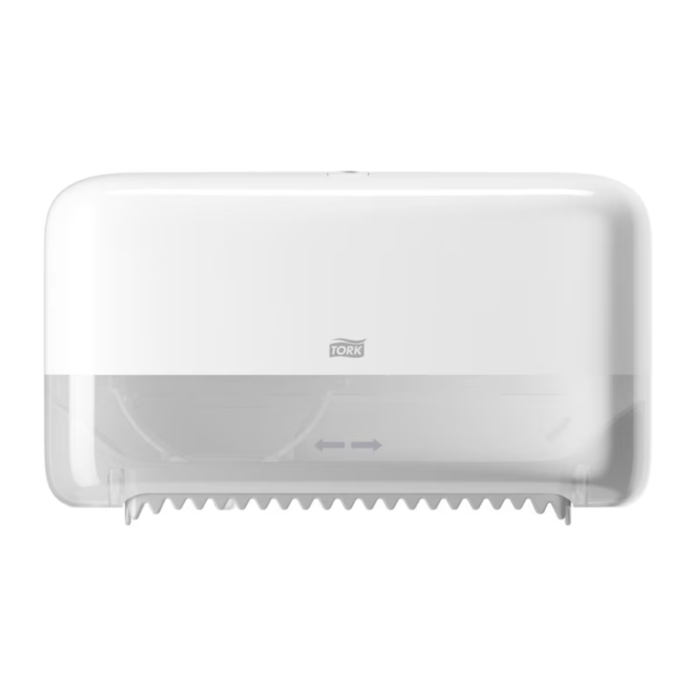 Il distributore a doppio rotolo Tork 558040 per carta igienica midi senza anima Elevation T7 di Essity Professional Hygiene Germany GmbH è un distributore bianco da parete con una parte inferiore trasparente per un facile monitoraggio dei rotoli. Dispone di un bordo dentellato per strappare delicatamente la carta e mostra chiaramente il logo Tork, che sottolinea il suo design ecologico.