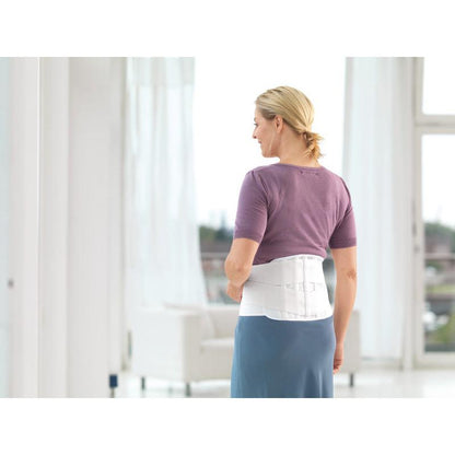 Actimove Lumbar Sacral Support Comfort, Orthese, weiß – im Einsatz