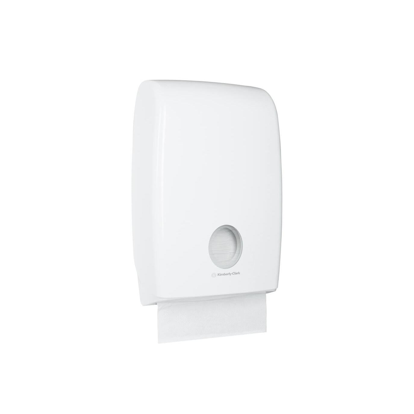 Il distributore di asciugamani piegati Aquarius™ Multifold di Kimberly-Clark GmbH è un distributore di asciugamani bianco, montato a parete, con finestra di visualizzazione e design moderno e minimalista - ideale per l'erogazione efficiente di asciugamani piegati multifold.