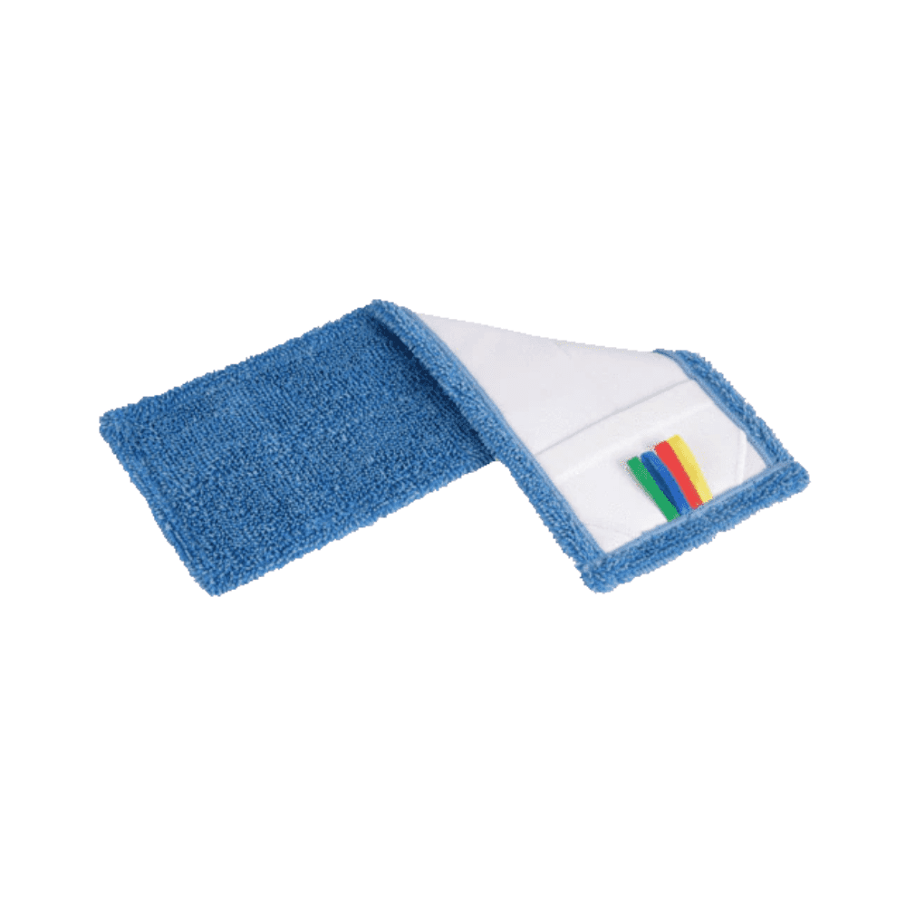 Un panno di ricambio per mop Vileda Base Loop della Vileda GmbH viene mostrato con una superficie in microfibra blu e un lato inferiore bianco con etichette multicolori. Questo accessorio versatile migliora le prestazioni di pulizia del Vileda Base Loop Mop, noto per la sua elevata capacità di assorbimento dell'acqua.