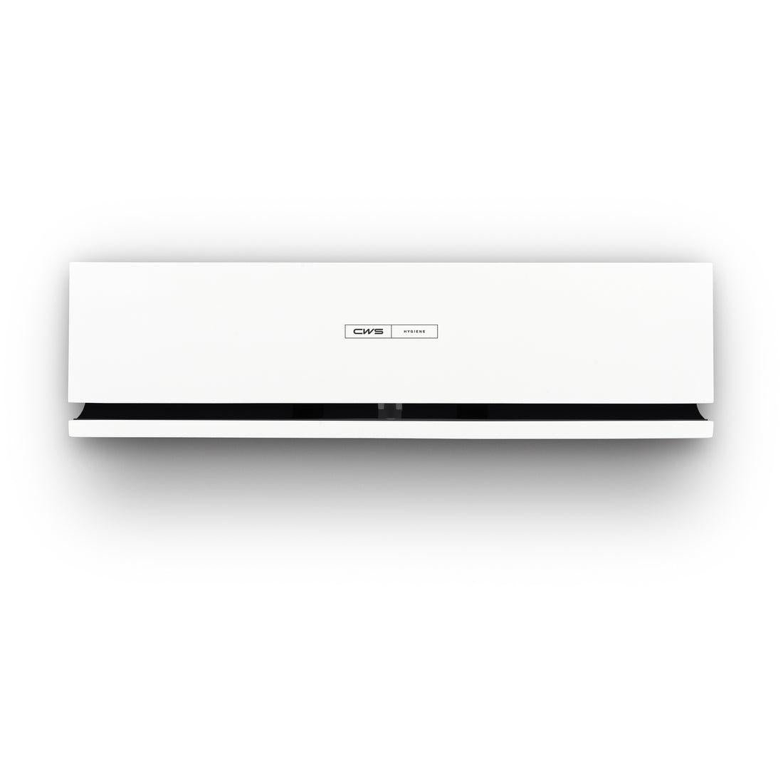 Il pannello frontale CWS per diffusore di fragranze Air Bar di CWS è un dispositivo bianco da parete con un design moderno e rettangolare e una ventilazione inferiore, etichettato con "CWS HYGIENE".