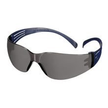 Occhiali protettivi 3M™ SecureFit™ 100, aste blu, rivestimento antigraffio/antiappannamento, lenti grigie, SF102AF-BLU-EU, 20 per confezione | Confezione (1 pezzo)