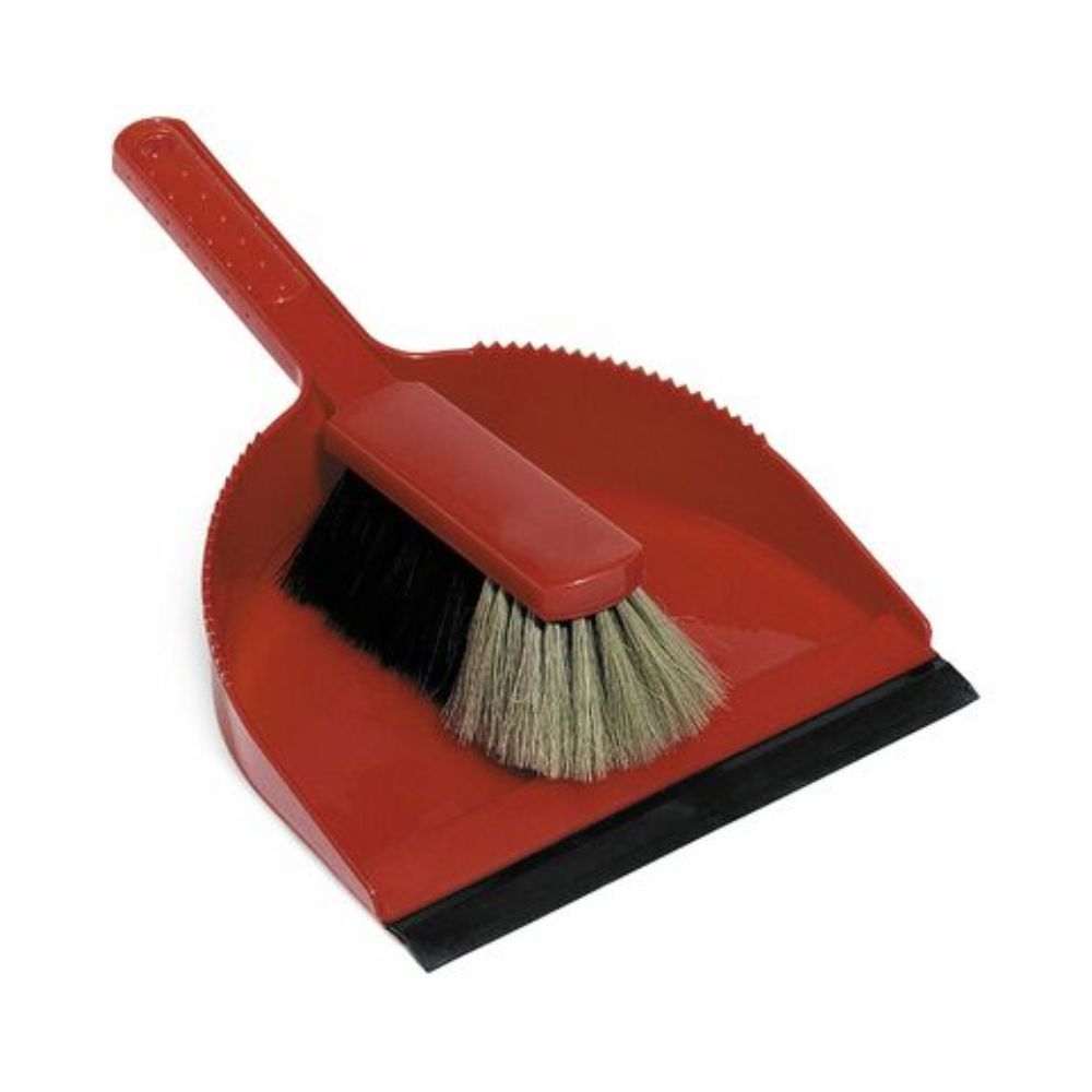 La Nölle Profi Brush Kehrgarnitur di Nölle Profi Brush Bürsten- & Pinseltechnik e.K. è composta da una paletta rossa con bordo in gomma nera e una piccola spazzola a mano. La scopa ha un manico rosso e setole sintetiche miste che combinano setole nere e beige per una pulizia efficiente.